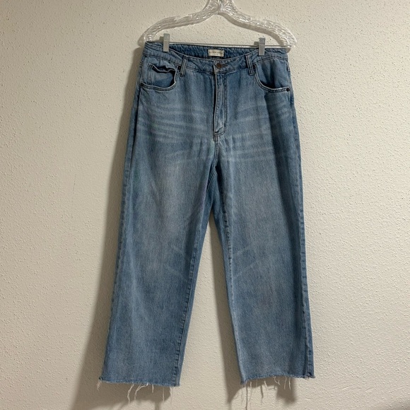 Oliver Logan Aberdeen Wide Leg Crop Jeans Size 32 High Rise Raw Hem Denim preown - Picture 3 of 10